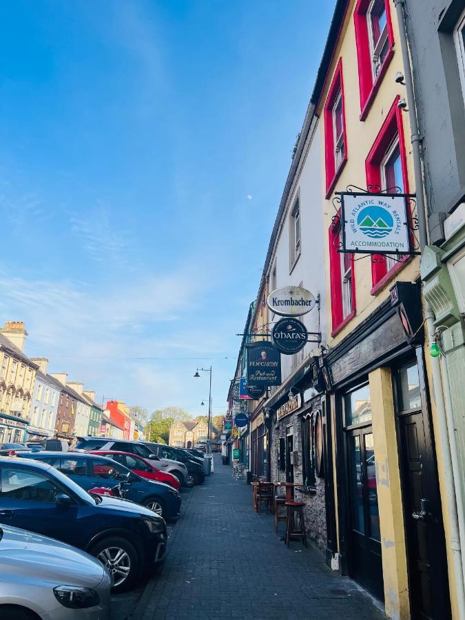 Wild Atlantic Way Rentals Kenmare Exterior photo
